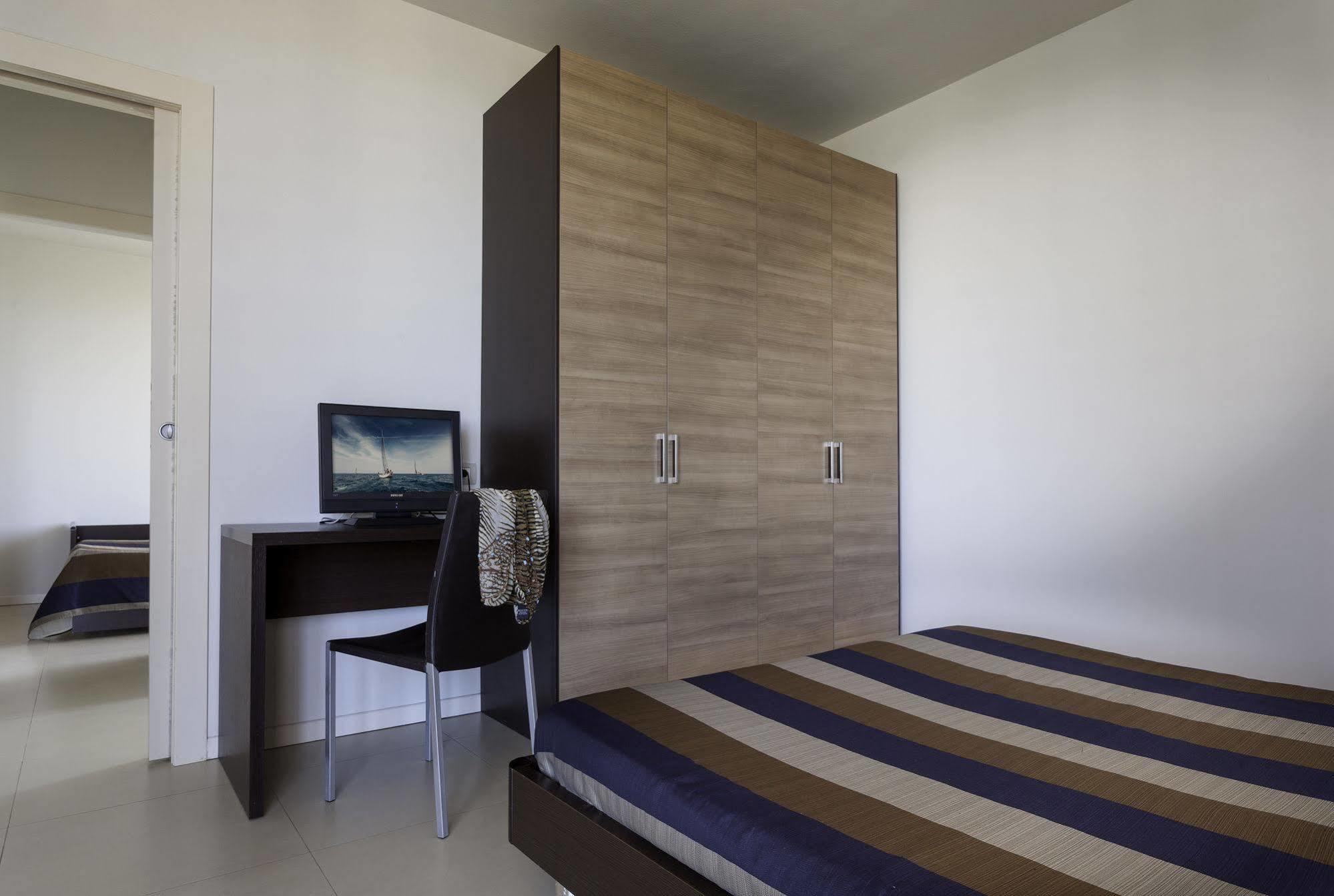 Residence Delfina 리미니 외부 사진