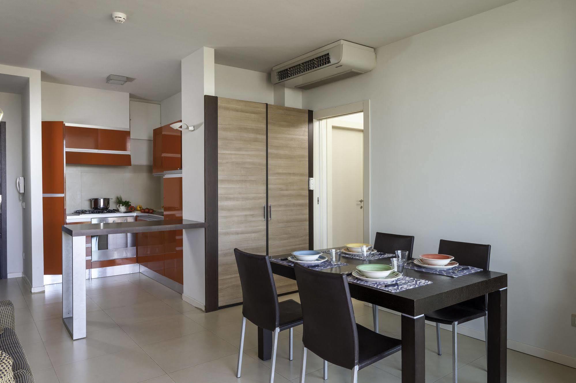 Residence Delfina 리미니 외부 사진
